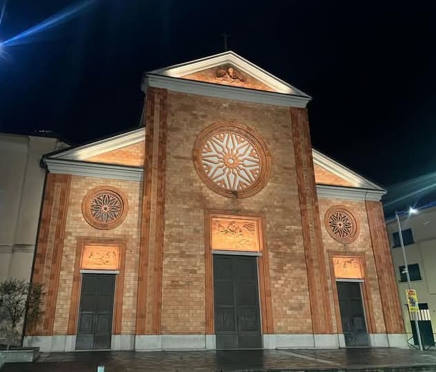 Spazio pubblico — progetto di illuminazione di Tommaso Zarini