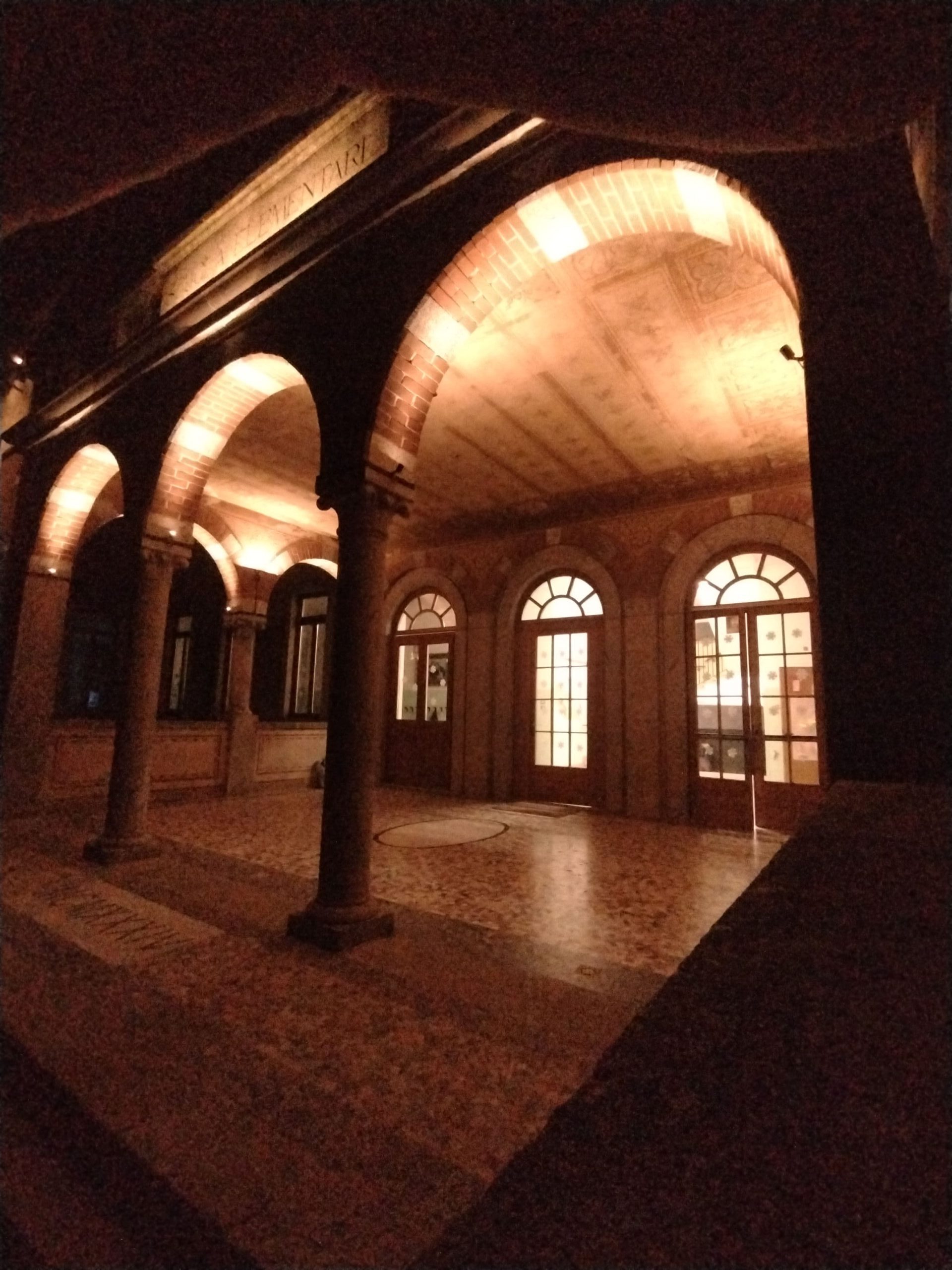 Spazio pubblico — progetto di illuminazione di Tommaso Zarini